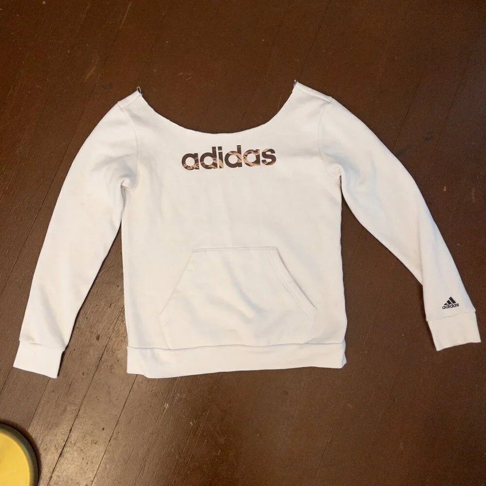 Adidas White Leopard Print Logo Fleece Pullover Sweatshirt – Women’s Size S